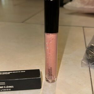 BNIB M.A.C Sugarrimmed Dazzleglass